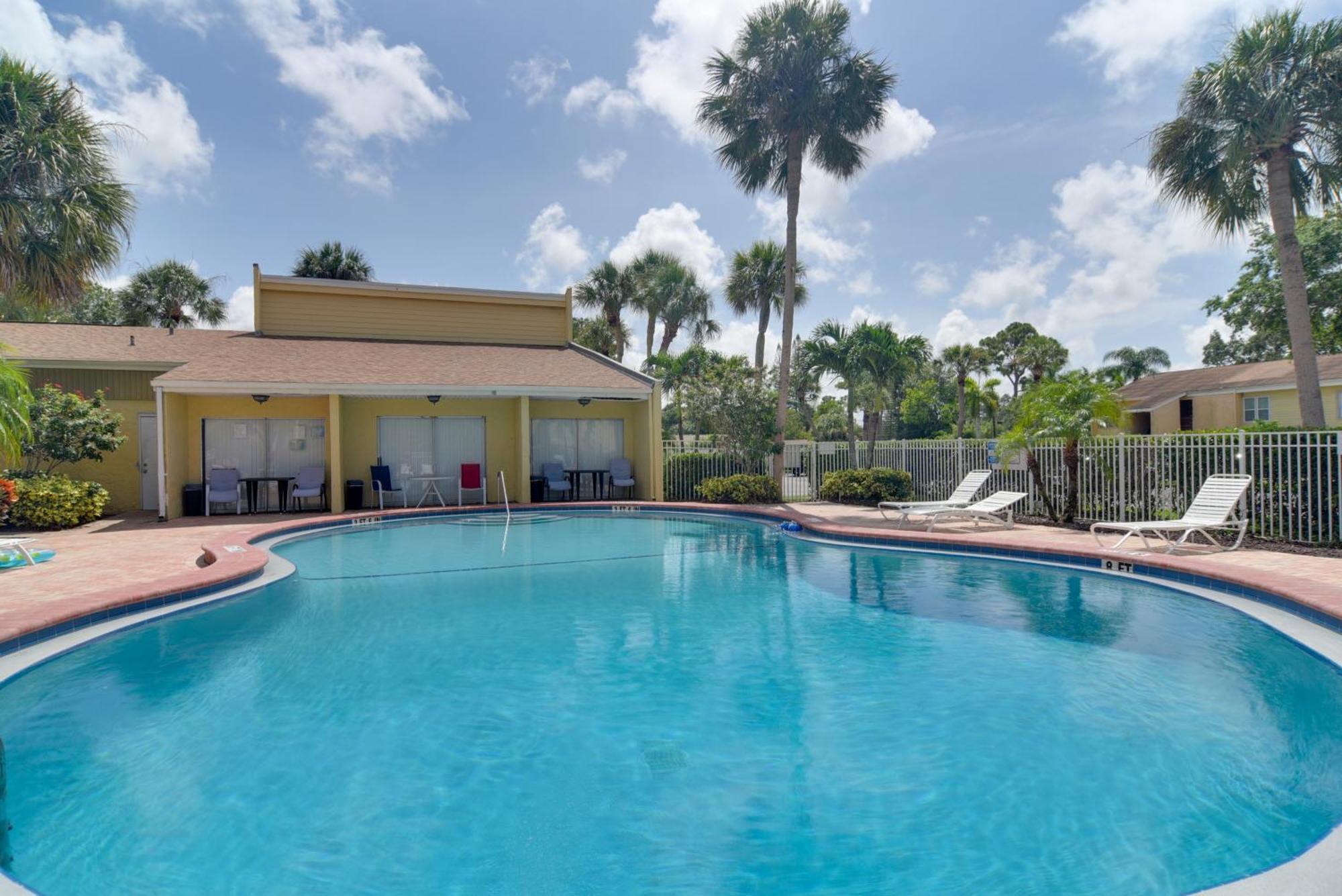 Sarasota Escape About 4 Mi To Siesta Key Beach! Bagian luar foto